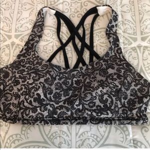 Lululemon free to be zen sz6